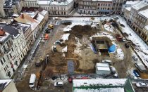 1. Widok z drona na przebudowywany plac Wojska Polskiego